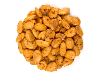 Mandle Valencia pražené solené s pikantní paprikou 100 g